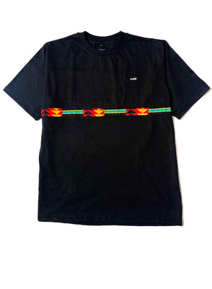 Camiseta Negra Unisex de Algodón Con Franjas Kente 3 cm