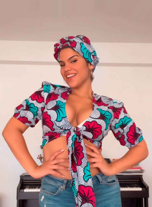 CropTop de Manga Corta con Turbante “Flores de boda”