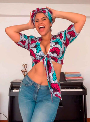 CropTop de Manga Corta con Turbante “Flores de boda”