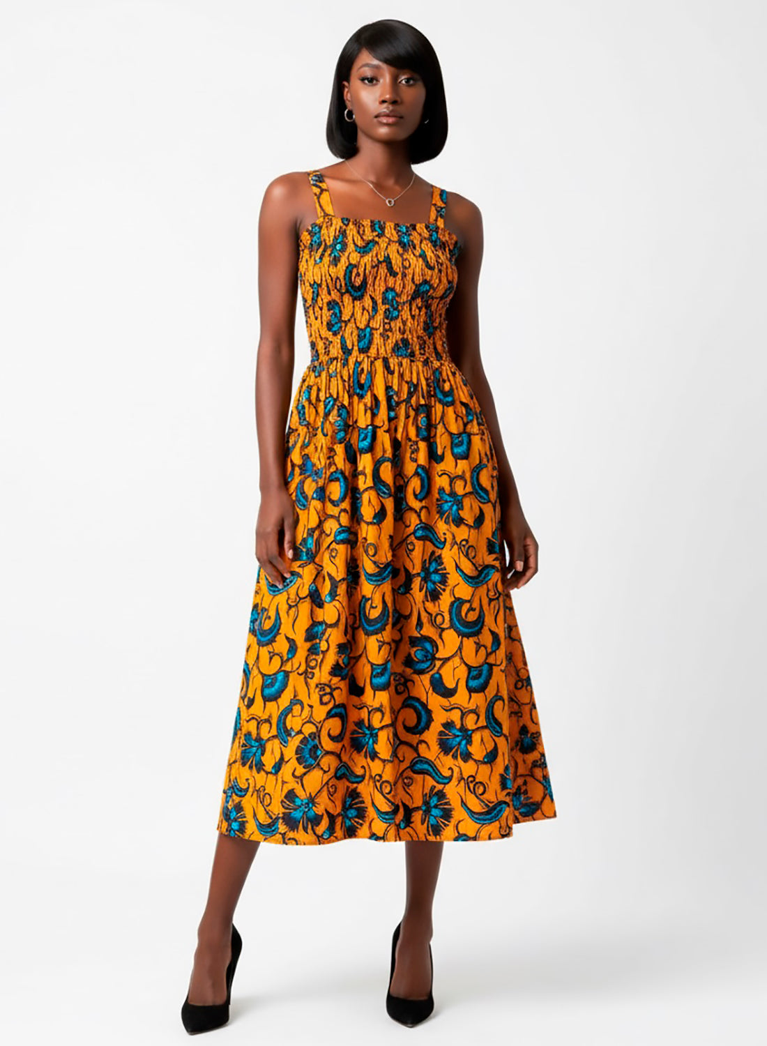 Vestido Amarillo Largo con Estampado Floral. Tirantes extraíbles