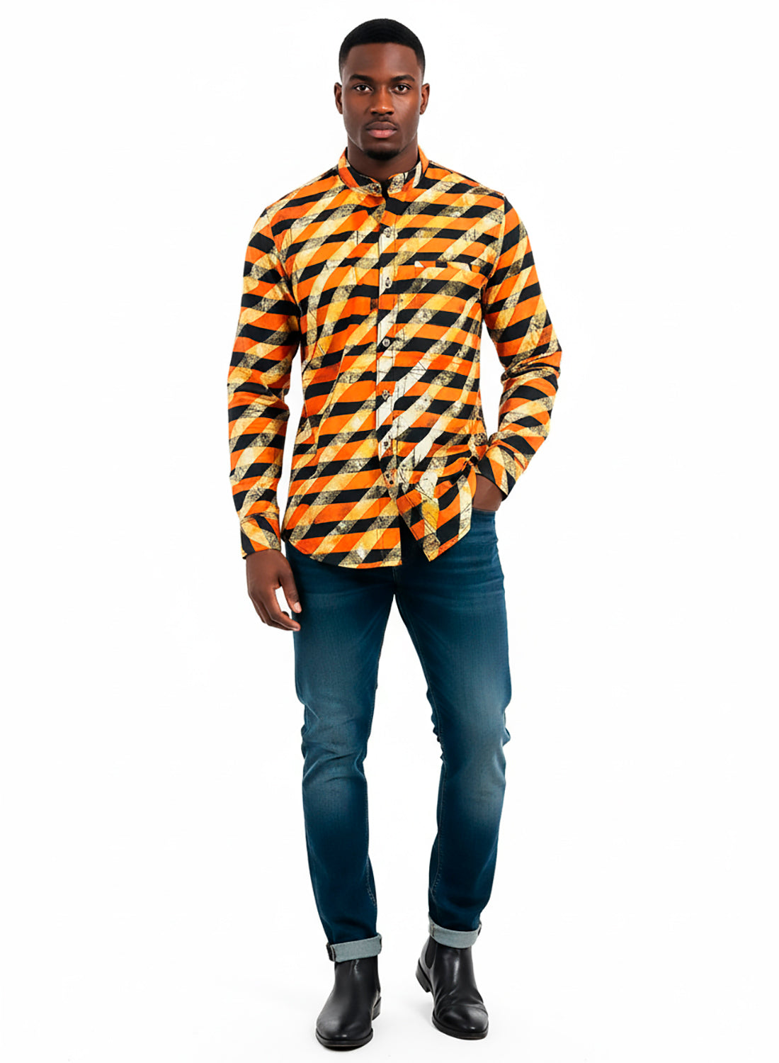 Camisa Artesanal de Cuello Mao en Tela Batik Tintada a Mano. 5