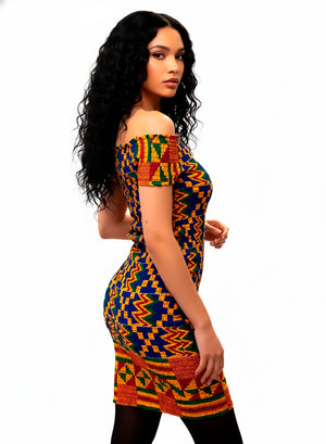 Llamativo vestido artesanal realizado en tela elástica Kente. Meria.