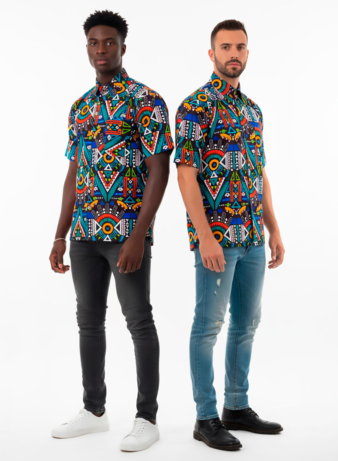 Camisa Estampada con Dibujos Geométricos Sarr.